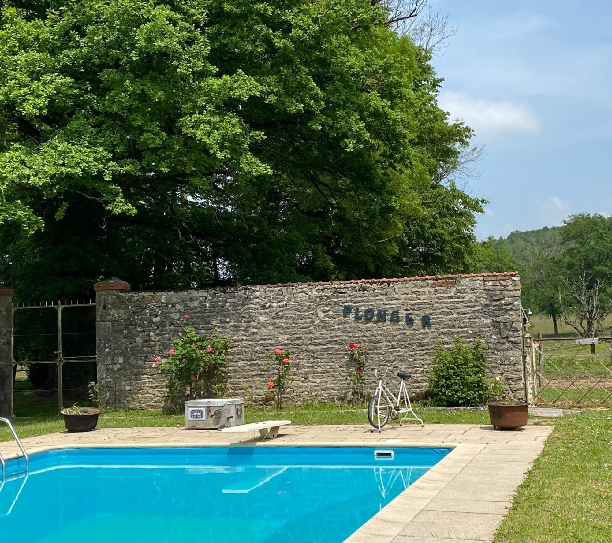 Bed and Breakfast La Roulotte Deluxe De Malpas Quingey Exterior foto